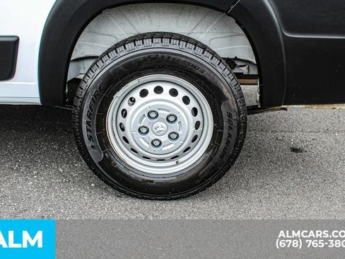 Used 2025 RAM ProMaster 2500 w/ Convenience Group FWD image 16