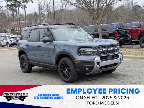 New 2025 Ford Bronco Sport Badlands w/ Badlands Tech Package AWD/4WD image 2