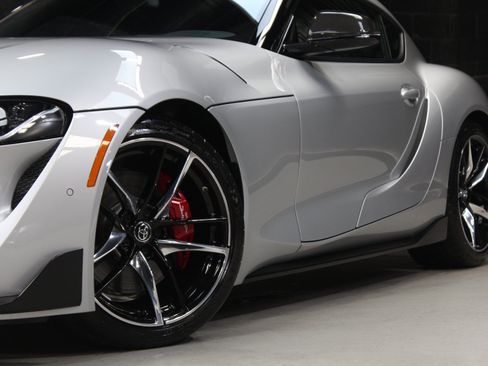 Used 2021 Toyota Supra Premium w/ Driver Assist Package RWD image 23