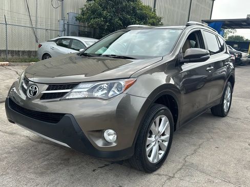 Used 2013 Toyota RAV4 Limited FWD image 3