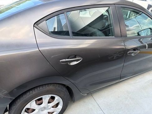 Used 2014 MAZDA MAZDA3 i Sport FWD image 7