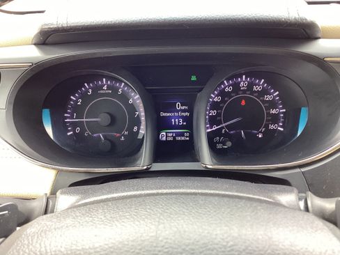 Used 2016 Toyota Avalon XLE FWD image 17