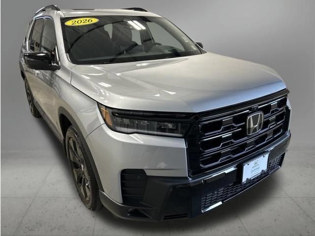 Certified 2026 Honda Pilot Black Edition image 9