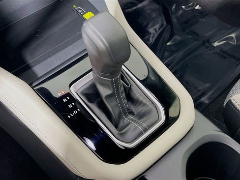 Certified 2025 Subaru Forester Premium AWD/4WD image 15