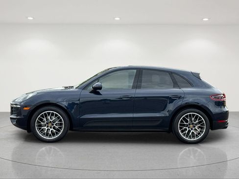 Used 2018 Porsche Macan AWD/4WD image 3