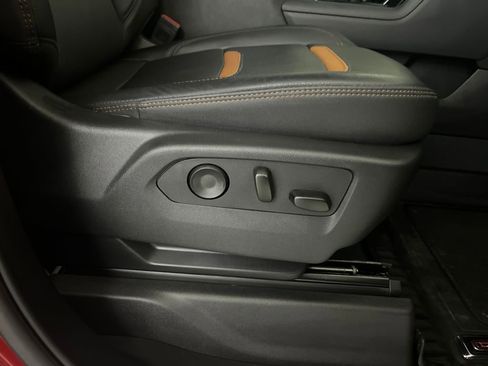 Used 2025 GMC Sierra 1500 AT4 w/ AT4 Premium Package image 79