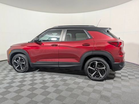 Used 2022 Chevrolet TrailBlazer RS w/ Sun and Liftgate Package FWD image 5