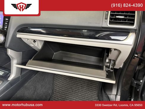 Used 2017 Subaru Forester 2.5i Limited image 54