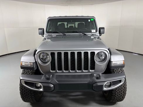 Used 2021 Jeep Gladiator Sport AWD/4WD image 3