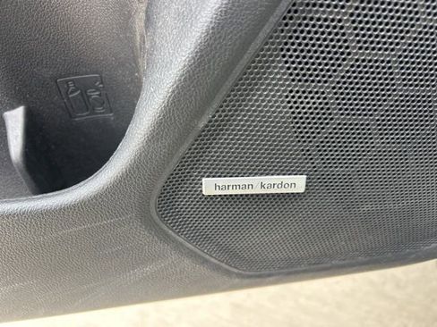 Used 2016 Subaru Outback 2.5i Limited image 14