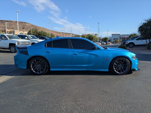 Used 2023 Dodge Charger Scat Pack w/ Plus Group RWD image 2