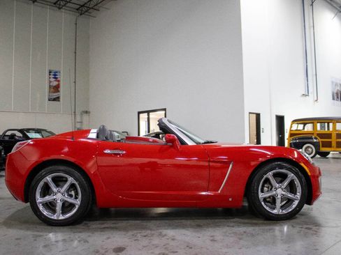 Used 2008 Saturn Sky Red Line image 8