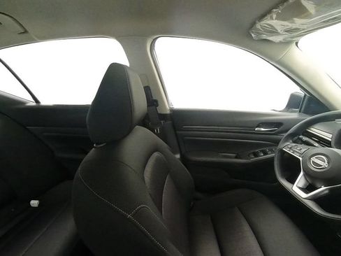 Certified 2024 Nissan Altima 2.5 SV AWD/4WD image 25