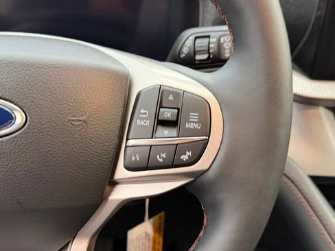 New 2026 Ford Explorer Active w/ Active Comfort Package image 18