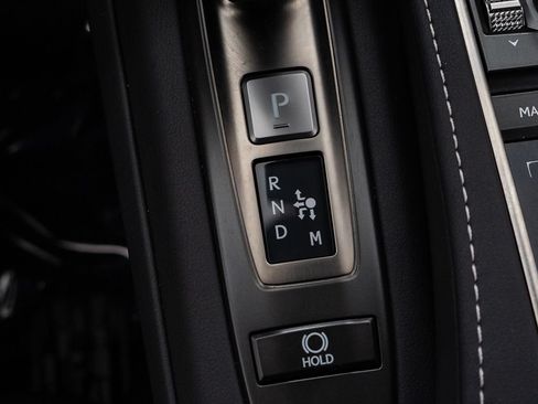 Used 2023 Lexus LC 500 Convertible w/ Touring Package RWD image 39