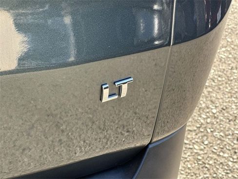 Used 2020 Chevrolet Traverse LT w/ LT Premium Package image 31