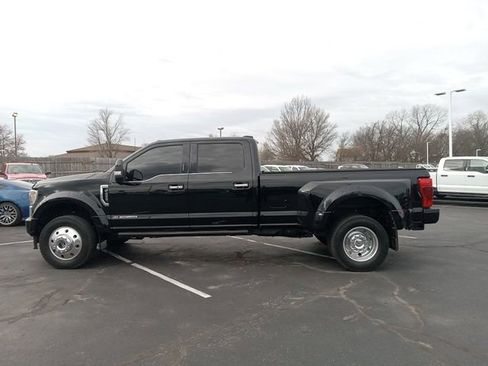 Used 2022 Ford F450 Limited w/ FX4 Off-Road Package image 4