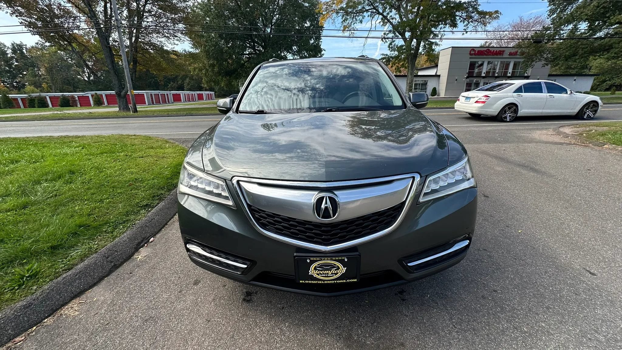 Used 2016 Acura MDX w/ Technology Package AWD/4WD image 2