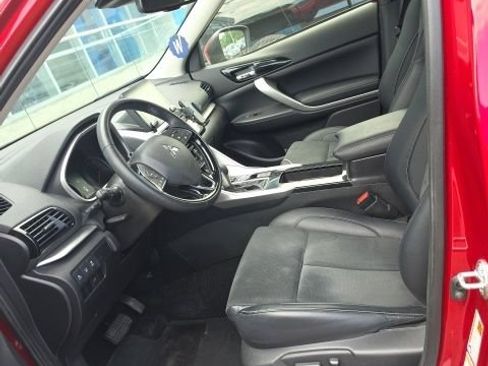 Used 2025 Mitsubishi Eclipse Cross AWD image 6
