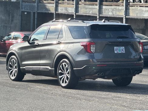 Used 2020 Ford Explorer ST w/ Premium Technology Package image 6