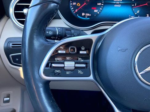 Certified 2022 Mercedes-Benz GLC 300 4MATIC image 25