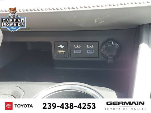 Used 2022 Toyota Highlander XLE AWD/4WD image 34