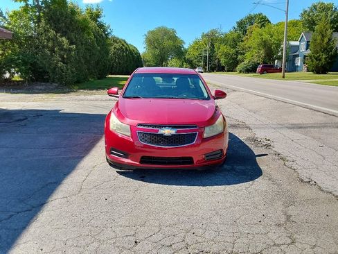 Used 2012 Chevrolet Cruze LT FWD image 2