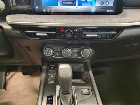New 2026 Nissan Kicks S FWD image 21