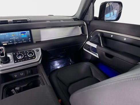 Used 2024 Land Rover Defender 110 S AWD/4WD image 26