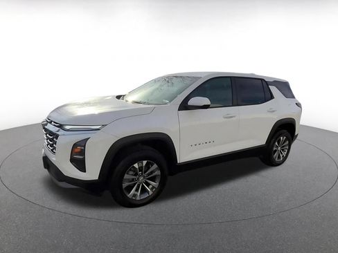 Used 2025 Chevrolet Equinox LT AWD/4WD image 8