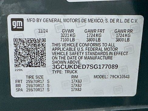 Used 2025 Chevrolet Silverado 1500 LT image 31