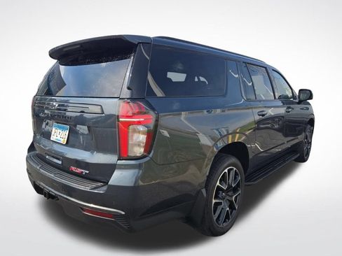 Used 2021 Chevrolet Suburban RST w/ Luxury Package AWD/4WD image 17