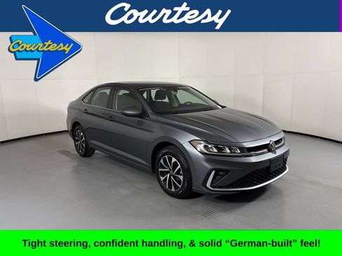 Used 2025 Volkswagen Jetta S FWD image 1