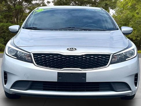 Used 2018 Kia Forte LX image 3