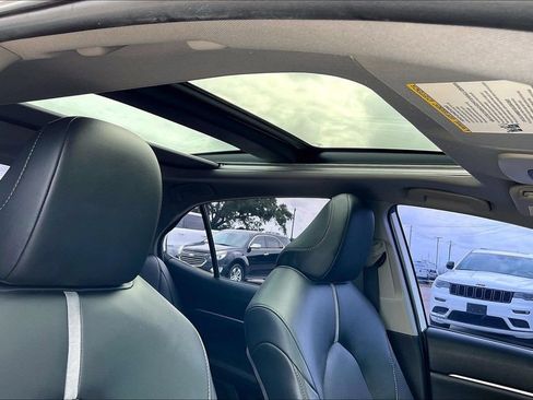 Used 2022 Toyota Camry XSE w/ Carpet Mat Package (TMS) FWD image 26