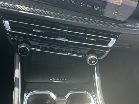 New 2026 Chevrolet Traverse High Country AWD/4WD image 33