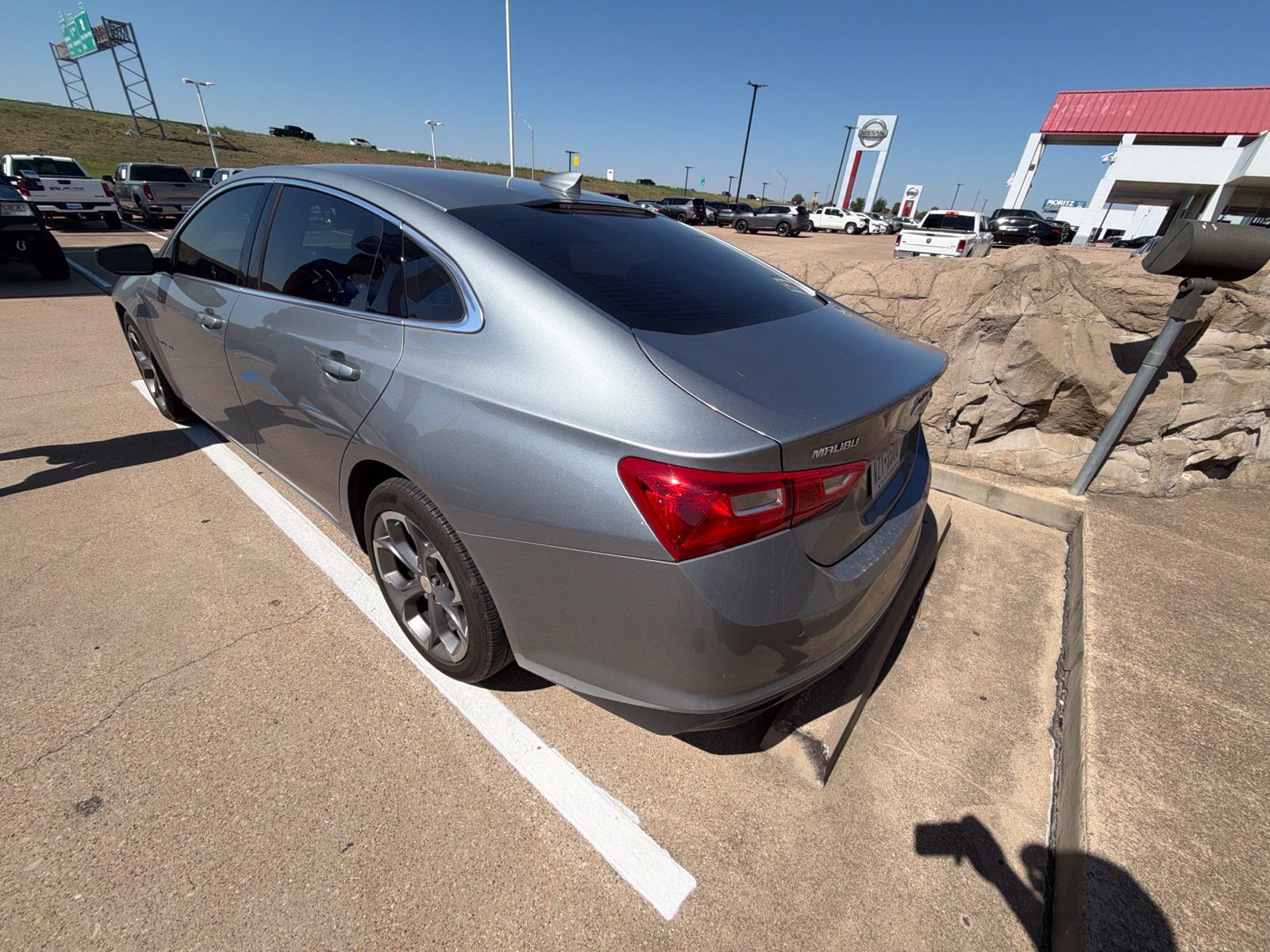Used 2024 Chevrolet Malibu LT FWD image 13