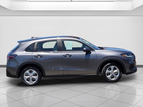 Certified 2024 Honda HR-V LX image 4