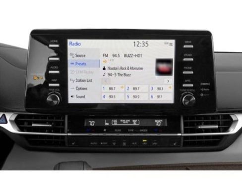 New 2025 Toyota Sienna XLE image 13