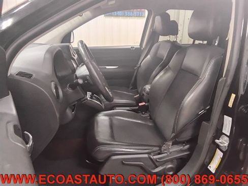 Used 2015 Jeep Compass Latitude AWD/4WD image 10
