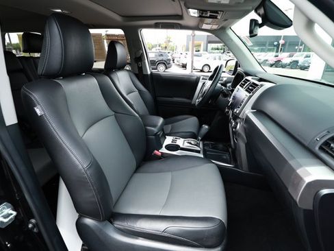 Used 2023 Toyota 4Runner SR5 Premium w/ Moonroof Package RWD image 30
