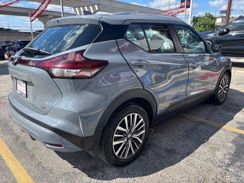 Used 2021 Nissan Kicks SV FWD image 5
