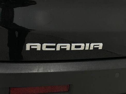 Used 2019 GMC Acadia SLT w/ Black Edition image 43