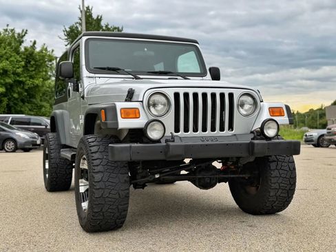 Used 2004 Jeep Wrangler 4WD image 22