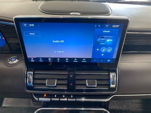 Used 2024 Lincoln Navigator Black Label AWD/4WD image 24