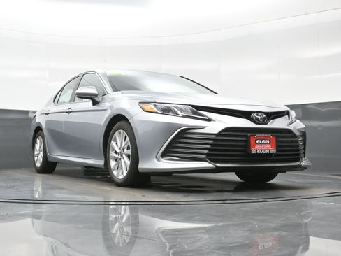 Used 2024 Toyota Camry LE FWD image 31