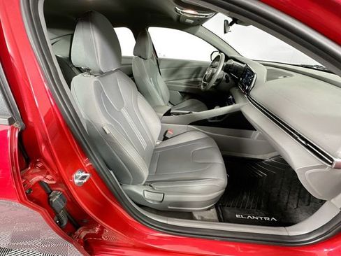 Used 2022 Hyundai Elantra SEL w/ Convenience Package image 27