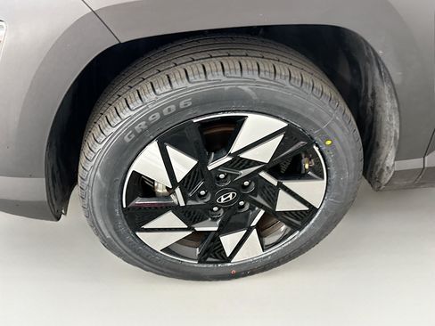 Used 2025 Hyundai Kona SEL AWD/4WD image 11