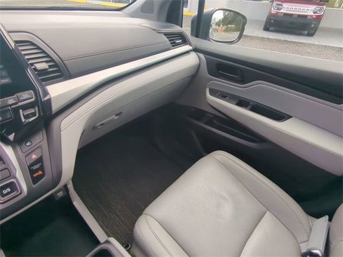 Used 2022 Honda Odyssey EX-L image 18