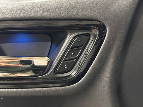 Used 2024 Dodge Durango R/T AWD/4WD image 17